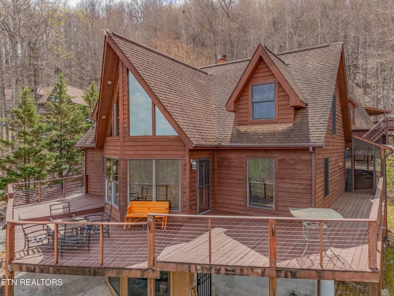 211 Wolf Rn, Caryville, TN 37714