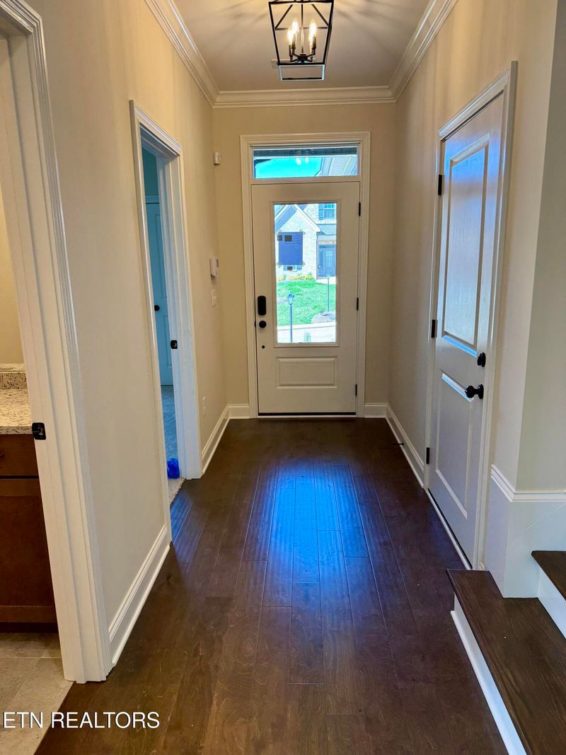 2110 Lantern Park Ln, Knoxville, TN 37932