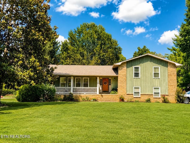 2110 Wakefield Cir, Maryville, TN 37803