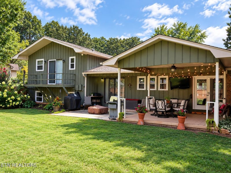 2110 Wakefield Cir, Maryville, TN 37803