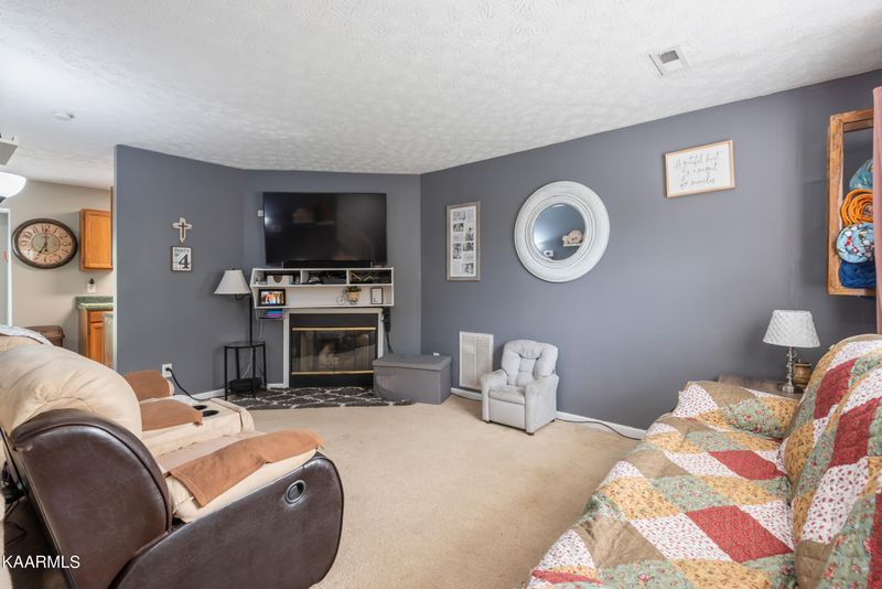 2111 Bainbridge Way, Powell, TN 37849