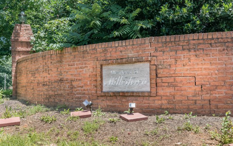 2111 Cedargreens Rd, Knoxville, TN 37924