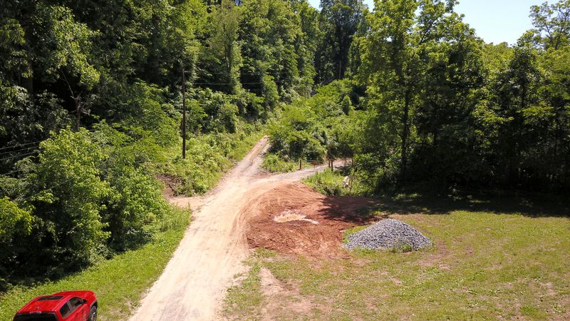 2111 Crumley Rd, Greenback, TN 37742