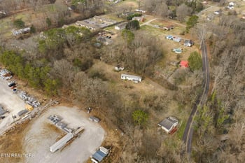 2111 Woods Creek Rd, Knoxville, TN 37924