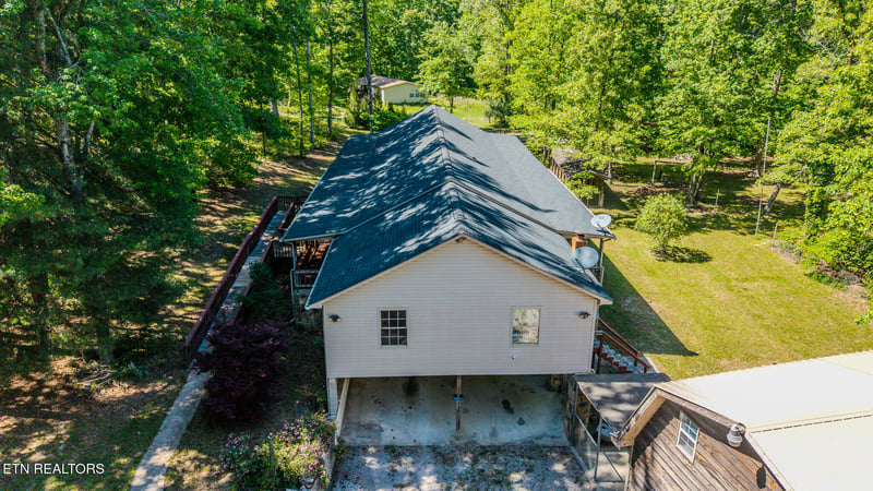 2112 Smith Mountain Rd, Rockwood, TN 37854