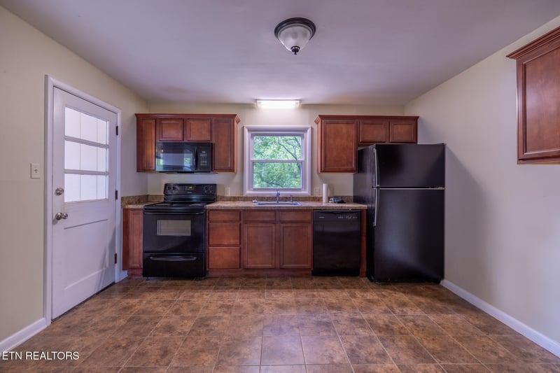 2113 Berea Ave, Knoxville, TN 37920