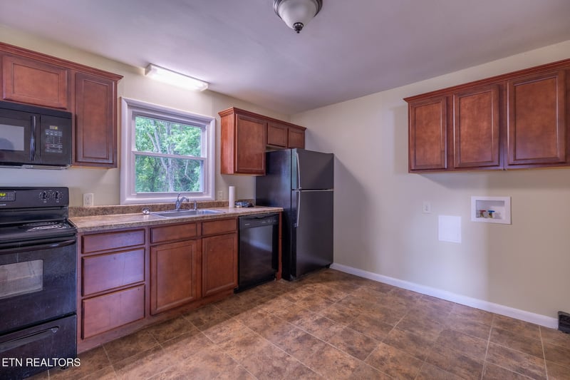 2113 Berea Ave, Knoxville, TN 37920