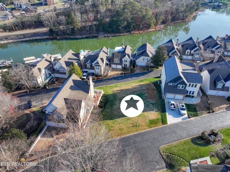 2113 Cottage Row Ln, Knoxville, TN 37922