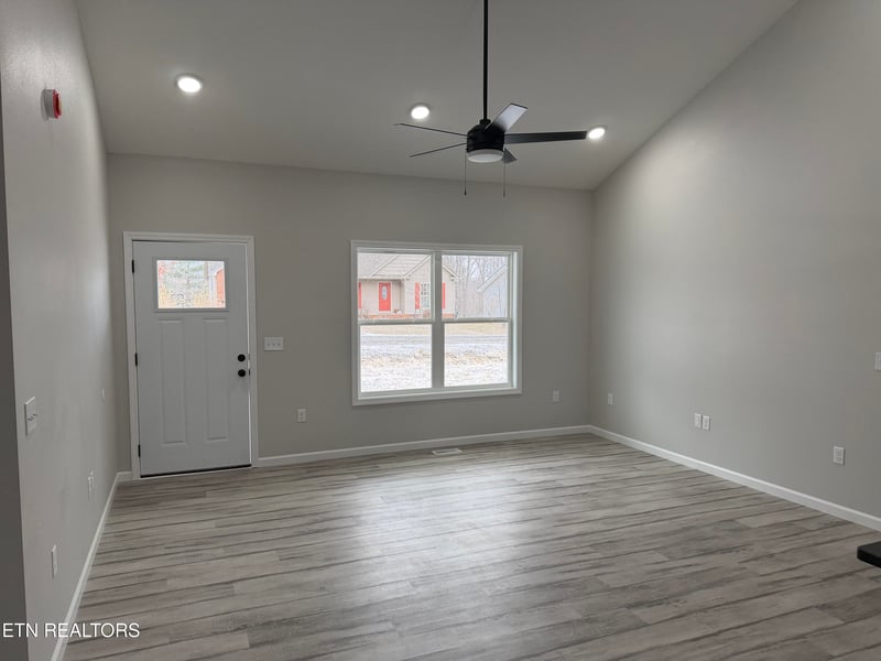 2113 Utah Tc, Crossville, TN 38572
