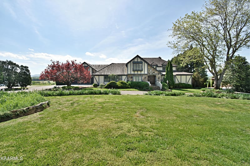2114 Cochran Rd, Maryville, TN 37803