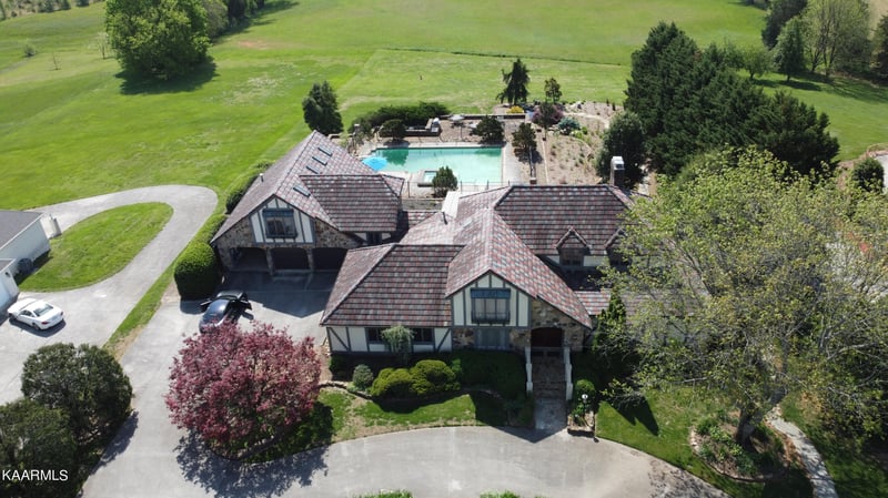 2114 Cochran Rd, Maryville, TN 37803