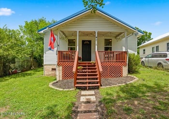 2115 Chicago Ave, Knoxville, TN 37917