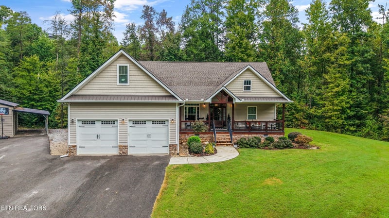 2116 Cub Cir, Sevierville, TN 37862