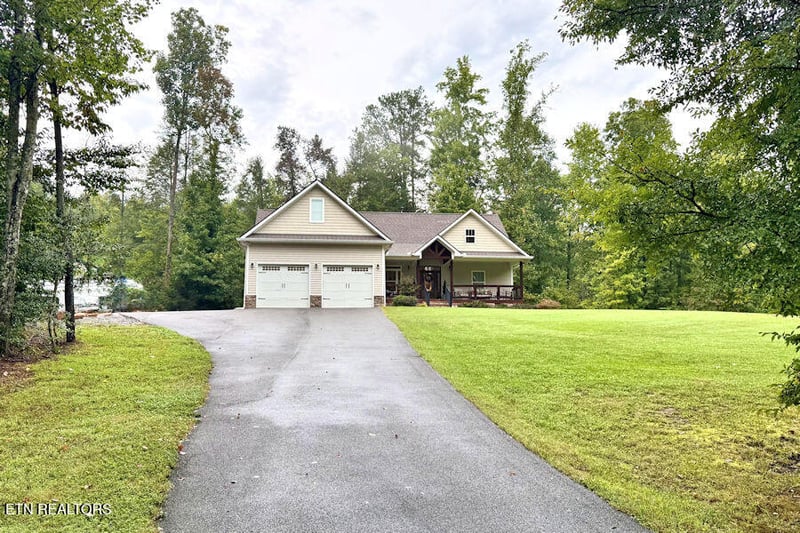 2116 Cub Cir, Sevierville, TN 37862
