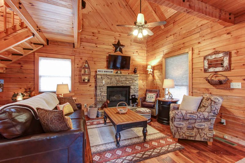 2116 Silver Way, Sevierville, TN 37862