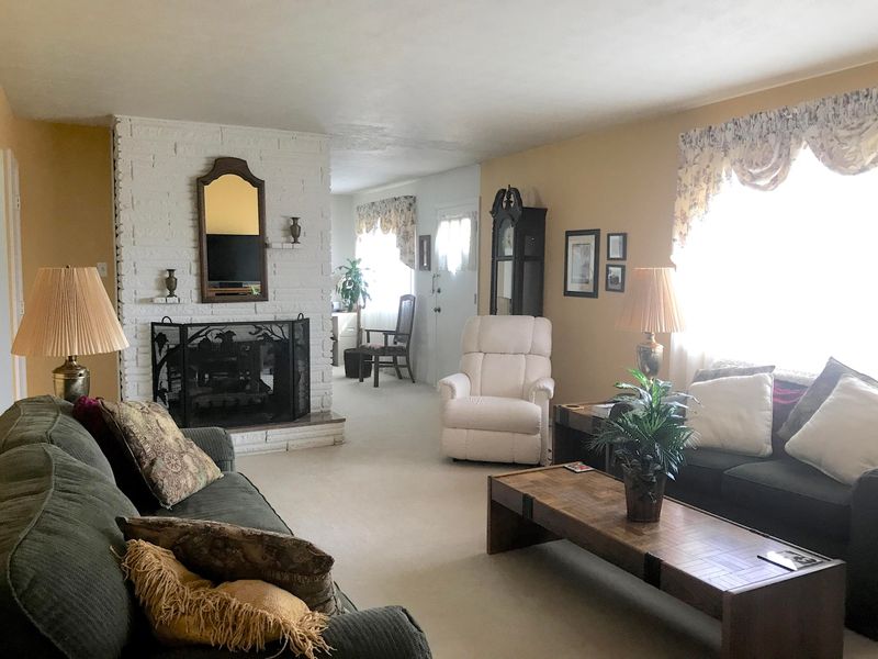 2117 Old Callahan Dr, Knoxville, TN 37912
