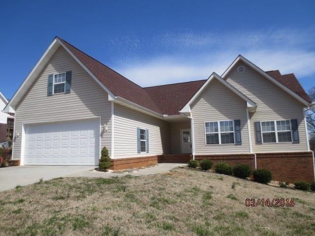 2118 Kings View Loop, Seymour, TN 37865