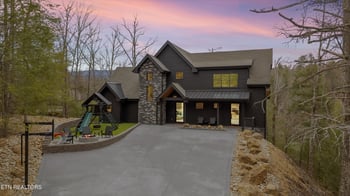 2119 Double Oaks Way, Sevierville, TN 37862