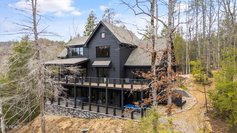 2119 Double Oaks Way, Sevierville, TN 37862