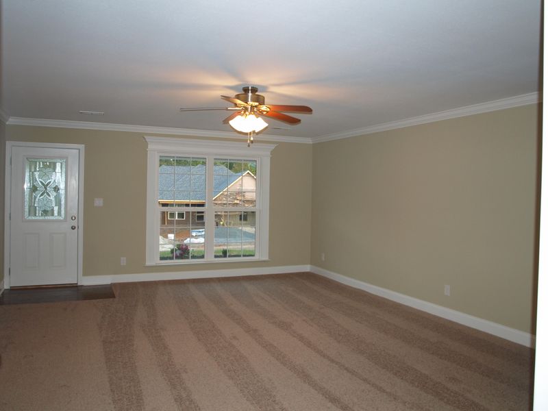 2119 Griffitts Mill Cir, Maryville, TN 37803