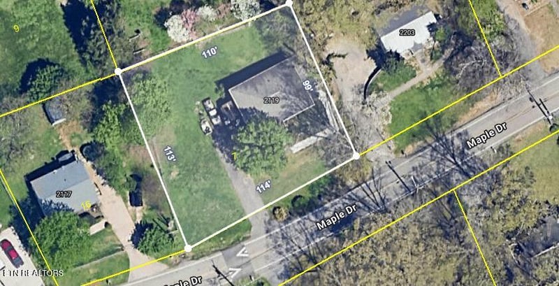2119 Maple Dr, Knoxville, TN 37918