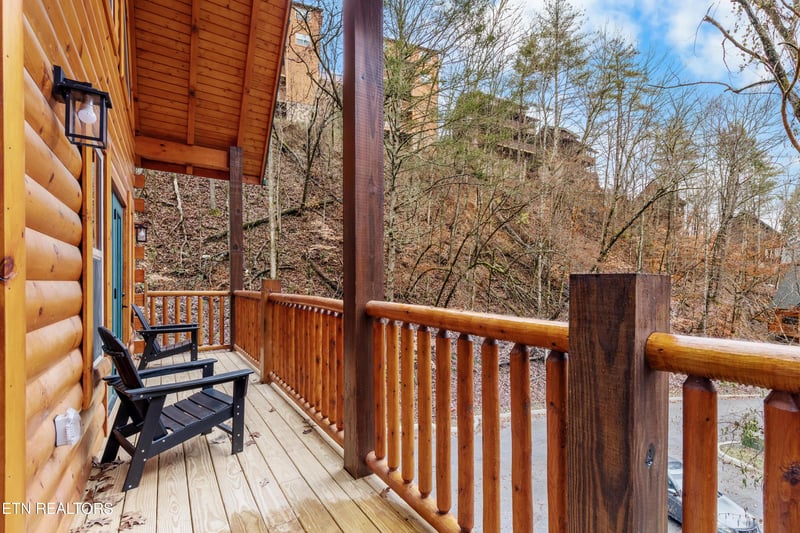 2119 Valley Creek Way, Pigeon Forge, TN 37862