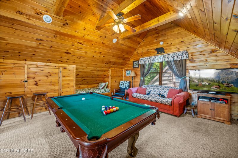 2119 Wingspan Dr, Sevierville, TN 37876