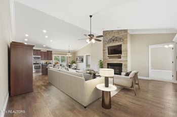 2119 Zion Dr, Sevierville, TN 37862
