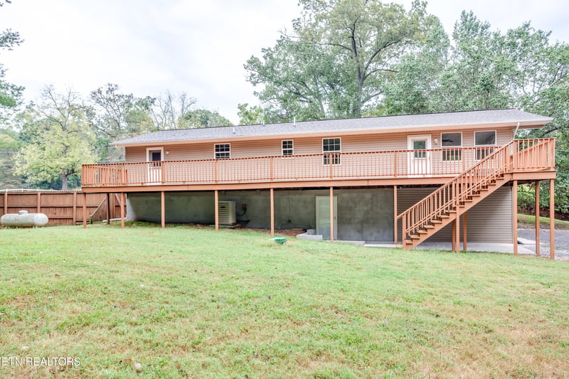 212 Beeler Rd, Maynardville, TN 37807
