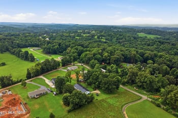 212 Copenhaver Rd, Lenoir City, TN 37771