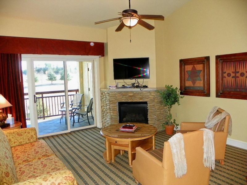 212 Dollywood Ln #362, Pigeon Forge, TN 37863