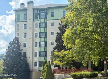 212 Dollywood Ln #444, Pigeon Forge, TN 37863