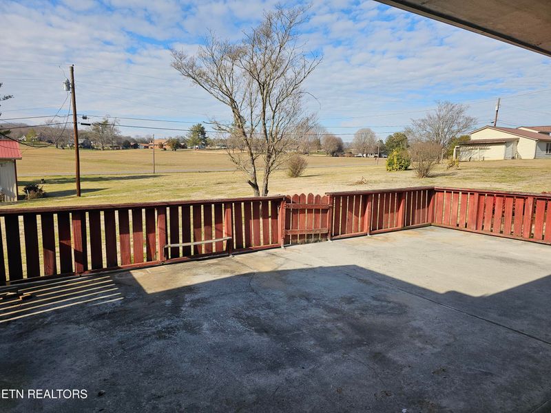 212 Gaut Ave, Sweetwater, TN 37874
