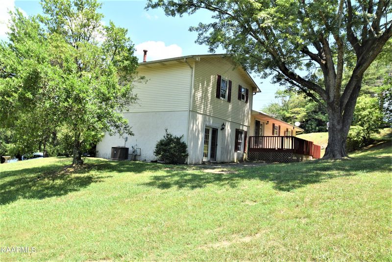 212 Hayter Dr, Morristown, TN 37813