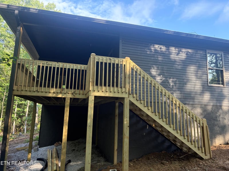 212 Lakeview Dr, Crossville, TN 38558