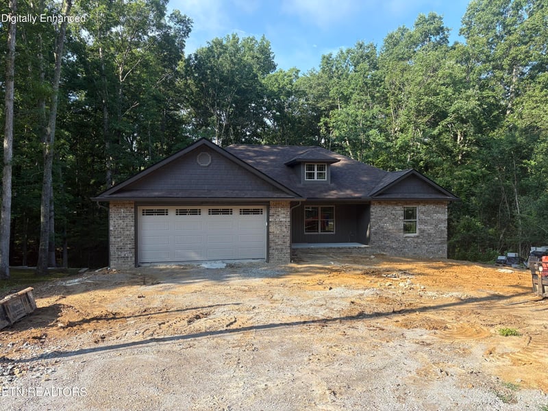212 Lakeview Dr, Crossville, TN 38558