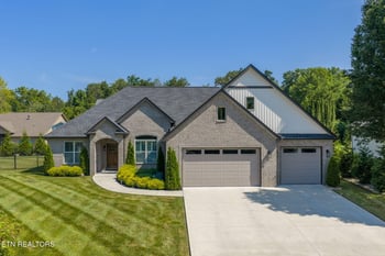 212 Oologila Pl, Loudon, TN 37774