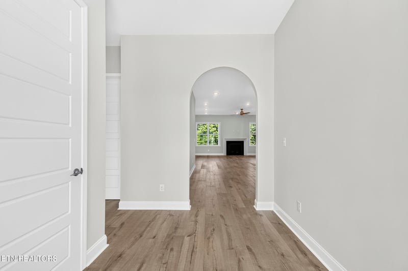 212 Poppy Pl, Lenoir City, TN 37772