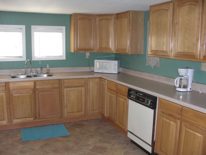 212 Rose Cir, Kingston, TN 37763