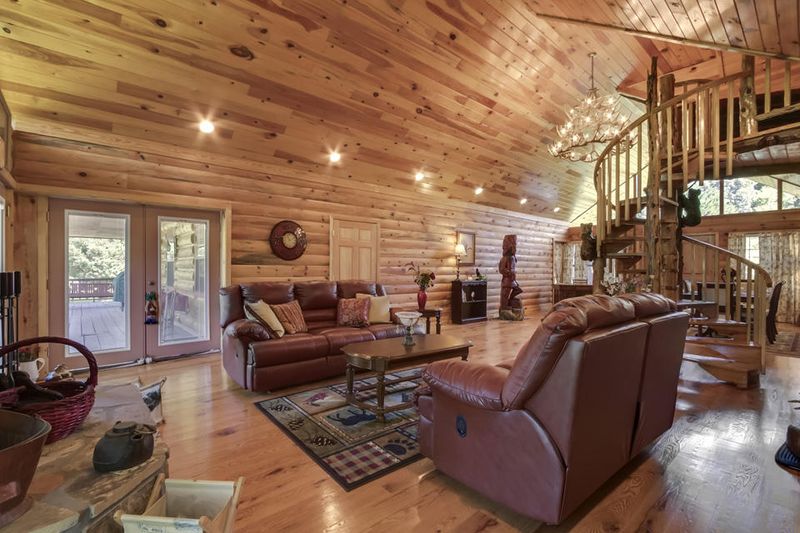 212 Tahlequah Tr, Lancing, TN 37770