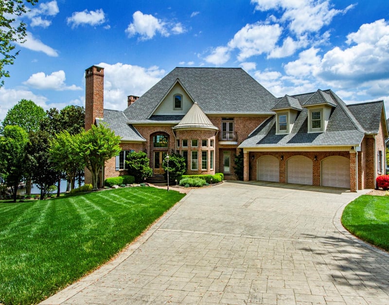 212 Tuscarora Ln, Loudon, TN 37774