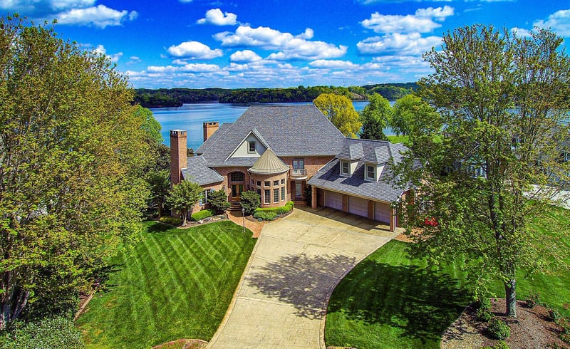 212 Tuscarora Ln, Loudon, TN 37774