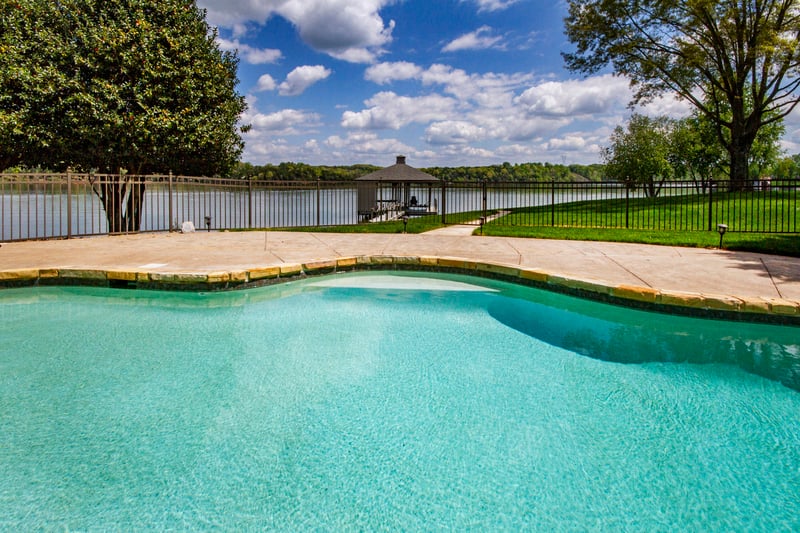 212 Tuscarora Ln, Loudon, TN 37774