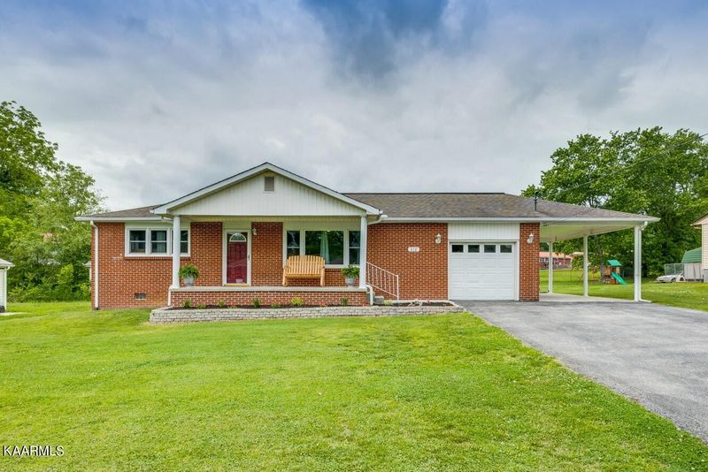 212 Willowbrook Dr, Kingston, TN 37763