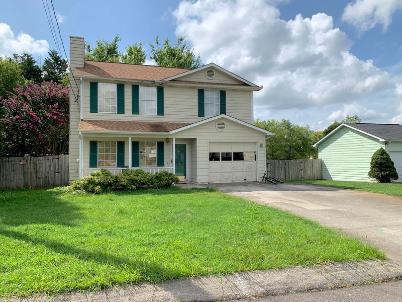 2120 Bainbridge Way #8, Powell, TN 37849