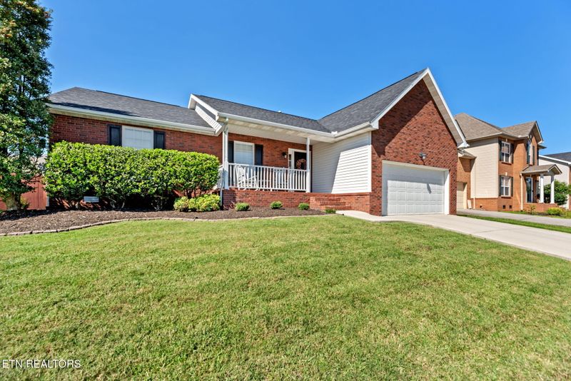 2121 Blue Sage Ln, Knoxville, TN 37924