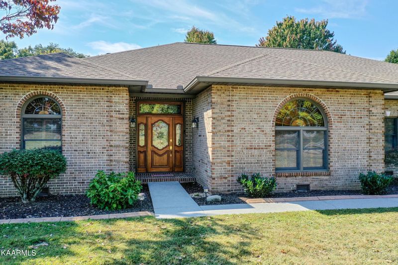 2121 Bolinger Rd, Maryville, TN 37801