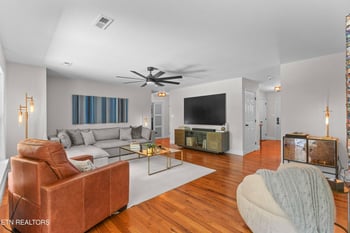 2121 Camley Ct, Maryville, TN 37801
