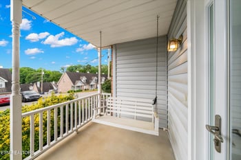 2121 Silverbrook Dr, Knoxville, TN 37923