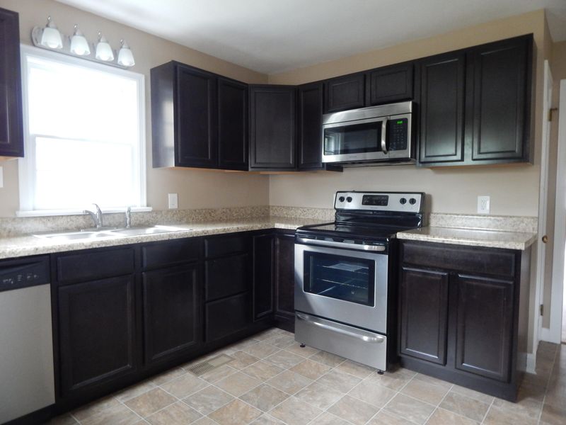 2121 W Gilbert Ln, Knoxville, TN 37920